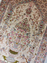 Charger l'image dans la galerie, Tapis Ghom soie noué main n°18214_150×98
