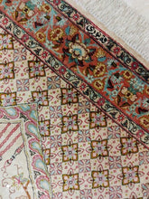 Charger l'image dans la galerie, Tapis Ghom soie noué main n°18214_150×98
