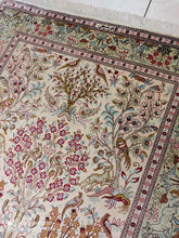 Charger l&#39;image dans la galerie, Tapis Ghom soie tissé main n°18226_151×98
