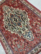 Charger l'image dans la galerie, Tapis Abadeh tissé main n°6187_152×100
