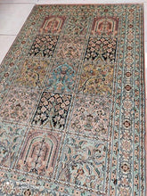 Charger l'image dans la galerie, Tapis Cachemire soie noué main n°64_152×96
