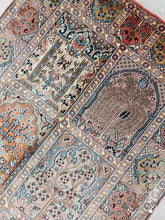 Charger l'image dans la galerie, Tapis Cachemire soie tissé main n°63_152×96
