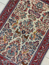 Charger l'image dans la galerie, Tapis Sarouk fait main n°1320_153×107
