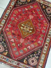 Charger l'image dans la galerie, Tapis Ghachghai noué main n°10165_154×113
