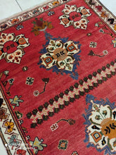 Charger l&#39;image dans la galerie, Tapis Ghachghai noué main n°10866_155×120
