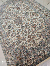 Charger l&#39;image dans la galerie, Tapis Cachemire soie tissé main n°57_156×100
