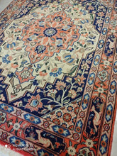 Charger l'image dans la galerie, Tapis Varamine noué main n°15165_156×108
