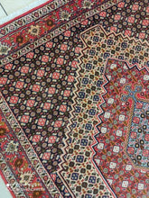 Charger l'image dans la galerie, Tapis Kurdistan fait main n°392_156×128

