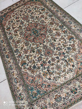 Charger l'image dans la galerie, Tapis Cachemire soie noué main n°65_156×95
