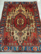 Charger l&#39;image dans la galerie, Tapis Nahavand tissé main n°14523_158×115
