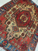 Charger l&#39;image dans la galerie, Tapis Nahavand tissé main n°14523_158×115
