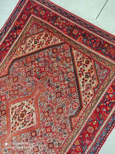 Charger l'image dans la galerie, Tapis Sarouk fait main n°16548_160×107
