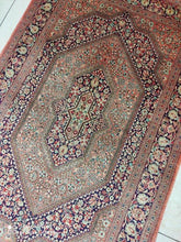 Charger l'image dans la galerie, Tapis Ghom soie noué main n°16687_162×102
