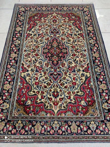 Tapis Ghom fait main n°2027_165×105