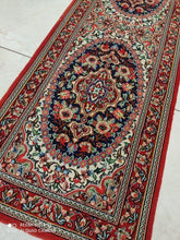 Charger l'image dans la galerie, Tapis Ghom tissé main n°16143_165×55
