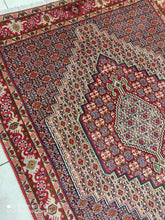 Charger l'image dans la galerie, Tapis Kurdistan fait main n°19163_166×126
