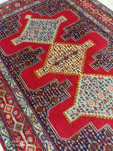 Charger l&#39;image dans la galerie, Tapis Kurdistan tissé main n°18957_167×117
