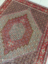 Charger l'image dans la galerie, Tapis Senneh tissé main n°19516_170×128
