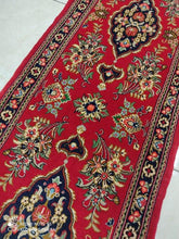 Charger l'image dans la galerie, Tapis Ghom noué main n°19336_173×55
