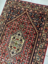 Charger l'image dans la galerie, Tapis Bidjard tissé main n°14676_174×118
