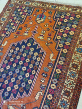 Charger l&#39;image dans la galerie, Tapis Ghoutchan fait main n°15877_180×130
