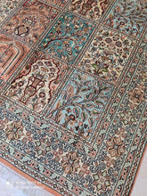 Charger l&#39;image dans la galerie, Tapis Cachemire soie noué main n°39_185×127
