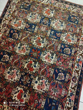 Charger l'image dans la galerie, Tapis Bakhtiar tissé main n°3127_186×135
