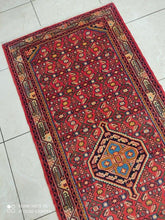 Charger l'image dans la galerie, Tapis Hosseinabad tissé main n°17125_191×82
