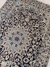 Charger l&#39;image dans la galerie, Tapis Nain fait main n°9150_195×122
