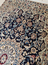 Charger l&#39;image dans la galerie, Tapis Nain fait main n°14241_196×113
