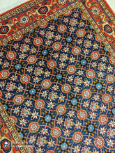 Charger l&#39;image dans la galerie, Tapis Varamine noué main n°16307_198×150
