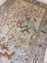 Charger l&#39;image dans la galerie, TAPIS Ghom soie noué main n°16663_200×133
