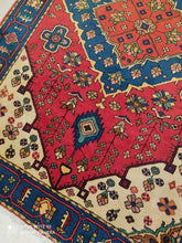 Charger l&#39;image dans la galerie, Tapis Nahavand tissé main n°14888_200×137
