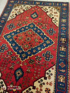 Tapis Nahavand tissé main n°14888_200×137