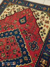 Charger l&#39;image dans la galerie, Tapis Nahavand tissé main n°14888_200×137
