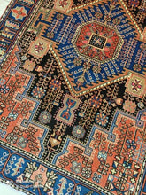 Charger l&#39;image dans la galerie, Tapis Nahavand tissé main n°9318_200×140
