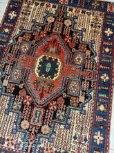 Charger l'image dans la galerie, Tapis Nahavand tissé main n°13125_200×140
