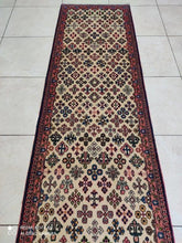 Charger l'image dans la galerie, Tapis Meymey fait main n°7525_200×65
