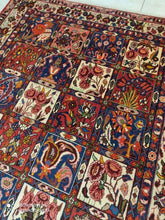 Charger l'image dans la galerie, Tapis Bakhtiar tissé main n°9240_204×135
