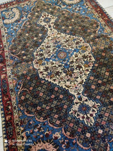 Charger l&#39;image dans la galerie, Tapis Bakhtiar tissé main n°3212_205×125
