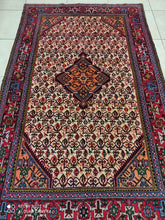 Charger l'image dans la galerie, Tapis Nahavand tissé main n°17210_205×130
