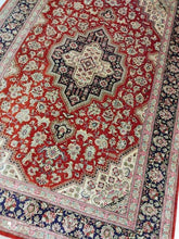 Charger l&#39;image dans la galerie, Tapis Ghom soie tissé main n°18512_205×140
