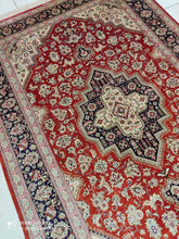 Charger l&#39;image dans la galerie, Tapis Ghom soie tissé main n°18512_205×140
