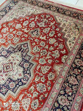 Charger l&#39;image dans la galerie, Tapis Ghom soie tissé main n°18512_205×140
