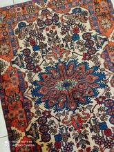 Charger l'image dans la galerie, Tapis Nahavand fait main n°16329_205×143
