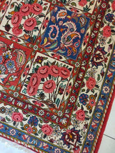 Charger l&#39;image dans la galerie, Tapis Bakhtiar tissé main n°9242_206×132
