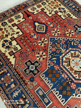 Charger l&#39;image dans la galerie, Tapis Nahavand tissé main n°18746_206×148

