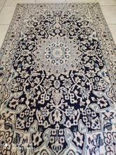Charger l'image dans la galerie, Tapis Nain fait main n°9132_208×118

