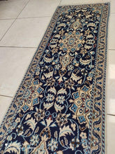 Charger l&#39;image dans la galerie, Tapis Nain fait main n°9086_208×55
