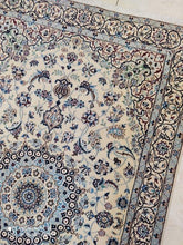 Charger l&#39;image dans la galerie, Tapis Nain Chichla Habibian noué main n°19488_210×133
